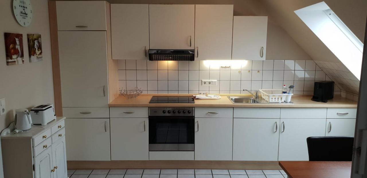 Airport Hotel One Aparthotel Sylt Bagian luar foto